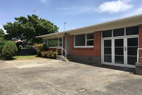 Photo of property in 1/77 Mangere Road, Otahuhu, Auckland, 1062