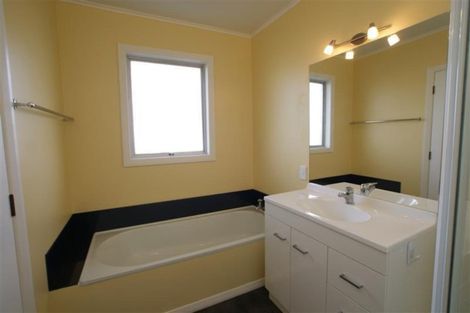 Photo of property in 1 Litchfield Street, Redwoodtown, Blenheim, 7201