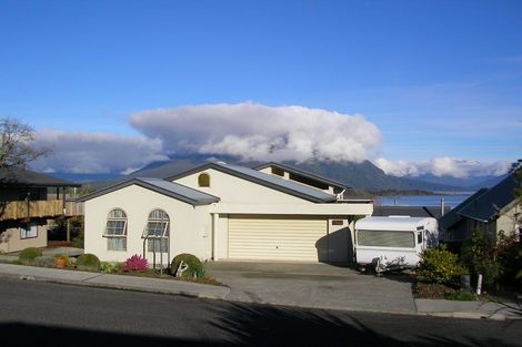 Photo of property in 42 Korua Street, Moana, 7872