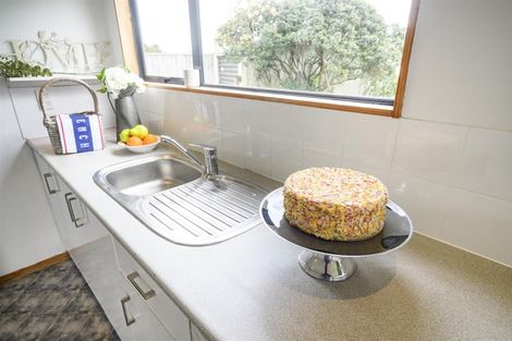 Photo of property in 6 Purnell Place, Marton, 4710