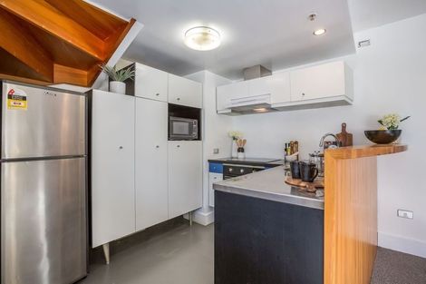 Photo of property in St Pauls Apartments, 44/43 Mulgrave Street, Thorndon, Wellington, 6011