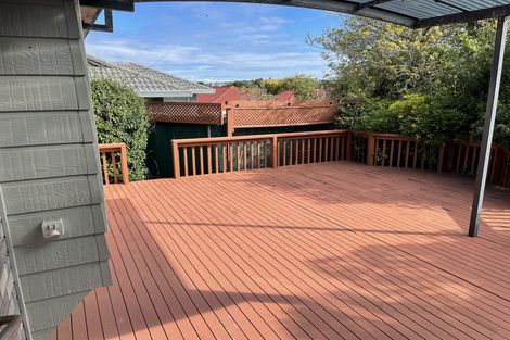 Photo of property in 2/12 Ayrshire Place, Somerville, Auckland, 2014