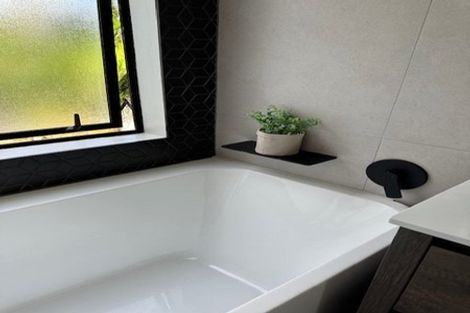 Photo of property in 155 Pah Road, Cockle Bay, Auckland, 2014