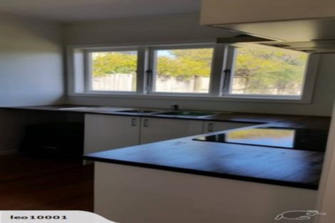 Photo of property in 68 Forrest Hill Road, Forrest Hill, Auckland, 0620