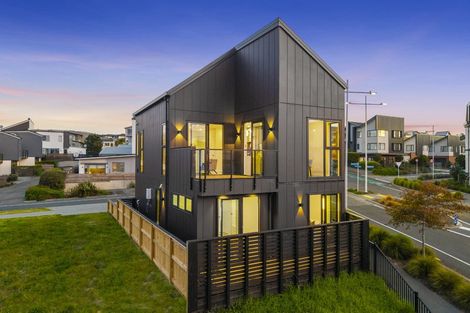 Photo of property in 2 Kiokio Street, Long Bay, Auckland, 0630