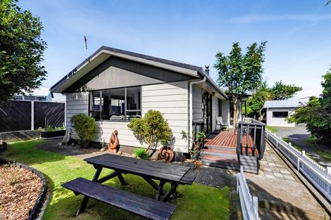Photo of property in 11b Wicklow Place, Bell Block, New Plymouth, 4312