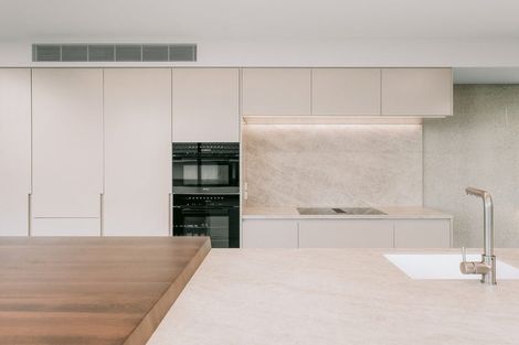 Photo of property in 124 Marine Parade, Mount Maunganui, 3116