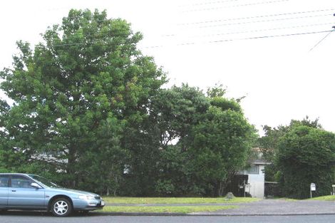 Photo of property in 2/220 Forrest Hill Road, Forrest Hill, Auckland, 0620