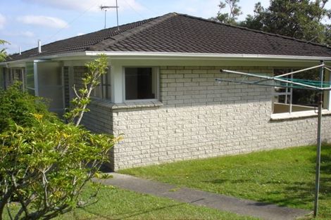 Photo of property in 2/95 Archers Road, Hillcrest, Auckland, 0629