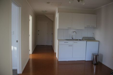 Photo of property in 50 Knightsbridge Drive, Forrest Hill, Auckland, 0620