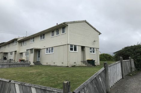 Photo of property in 8 Cheshire Street, Cannons Creek, Porirua, 5024