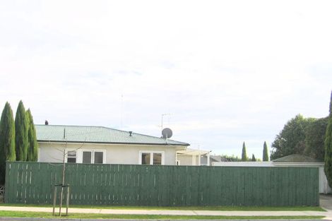 Photo of property in 1102 Caroline Road, Mayfair, Hastings, 4122