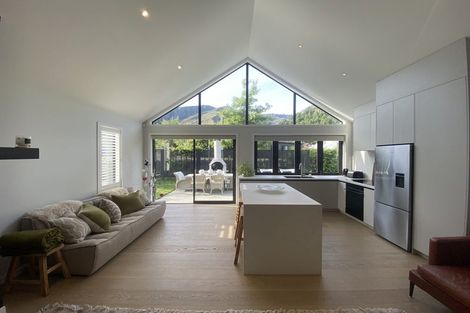 Photo of property in 25 Flynn Lane, Arrowtown, 9302