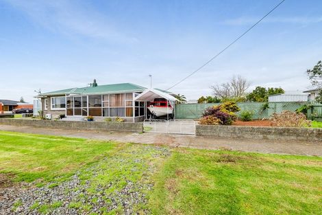 Photo of property in 73 Browne Street, Waitara, 4320