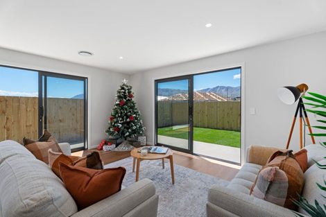 Photo of property in 9 Caton Street, Lake Hawea, 9382