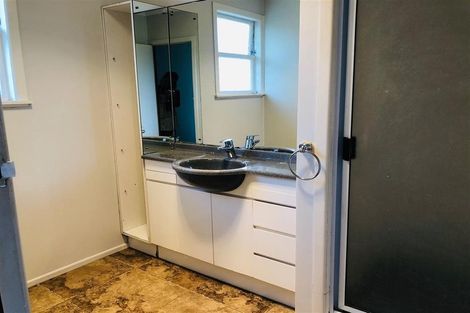 Photo of property in 22 Roseanne Road, Manurewa, Auckland, 2102