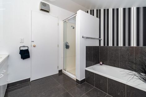 Photo of property in 1/86 Springfield Road, St Albans, Christchurch, 8014