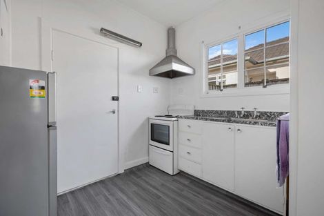 Photo of property in 195 Coronation Avenue, Welbourn, New Plymouth, 4310