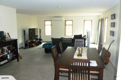 Photo of property in 15 Brockworth Place, Riccarton, Christchurch, 8011