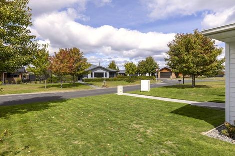 Photo of property in 18 Maison Way, Rangatira Park, Taupo, 3330