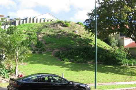 Photo of property in 20 Oakwood Grove, Eastern Beach, Auckland, 2012