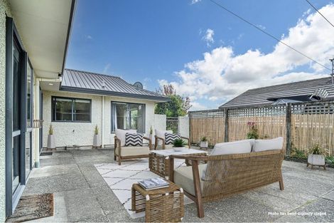 Photo of property in 22 Woodlands Drive, Havelock North, 4130