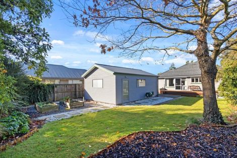 Photo of property in 75 Frankleigh Street, Somerfield, Christchurch, 8024