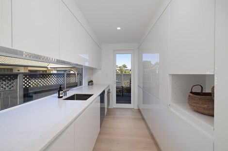 Photo of property in 16 Seychelles Drive, Papamoa Beach, Papamoa, 3118