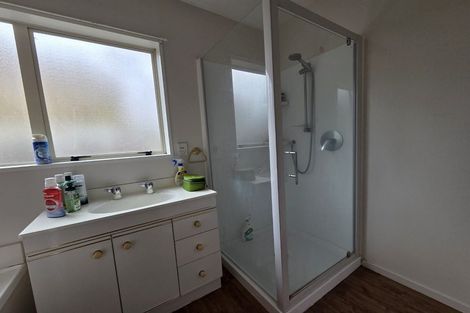 Photo of property in 72 Blighs Road, Strowan, Christchurch, 8052