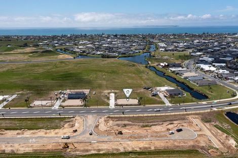 Photo of property in 2 Entelea Close, Papamoa Beach, Papamoa, 3118