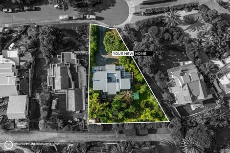 Photo of property in 28 Chelverton Terrace, Red Beach, 0932