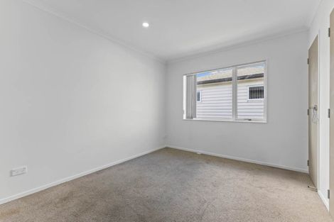 Photo of property in 24 Dolbel Place, Mangere East, Auckland, 2024
