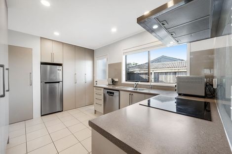 Photo of property in 1/78 Prince Regent Drive, Half Moon Bay, Auckland, 2012