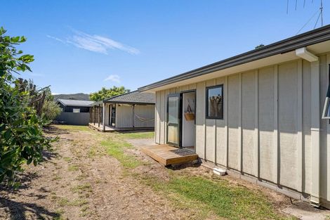 Photo of property in 106 Kowhai Avenue, Matarangi, Whitianga, 3592