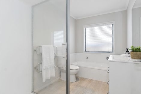 Photo of property in 46 Kapuka Street, Papamoa Beach, Papamoa, 3118