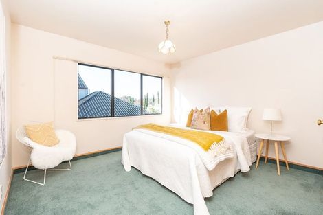 Photo of property in 15 Burn-murdoch Street, St Andrews, Hamilton, 3200