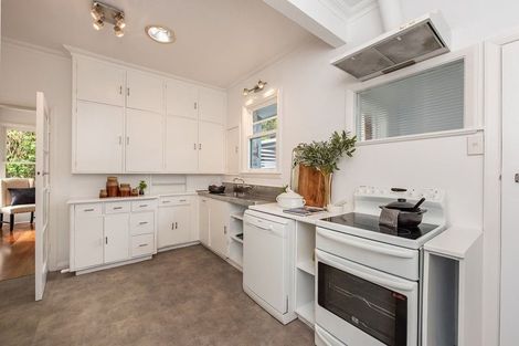 Photo of property in 42 Gloucester Street, Wilton, Wellington, 6012