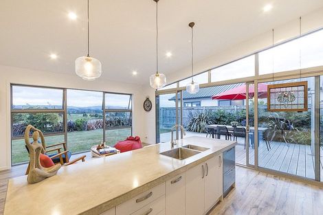 Photo of property in 60 Rodeo Drive, Kelvin Grove, Palmerston North, 4414