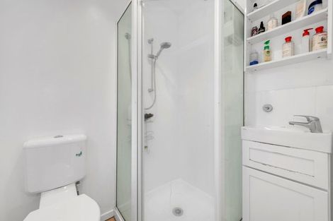 Photo of property in 2b Hall Avenue, Mangere, Auckland, 2022