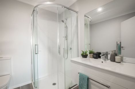 Photo of property in 8 Tieke Lane, Kenepuru, Porirua, 5022