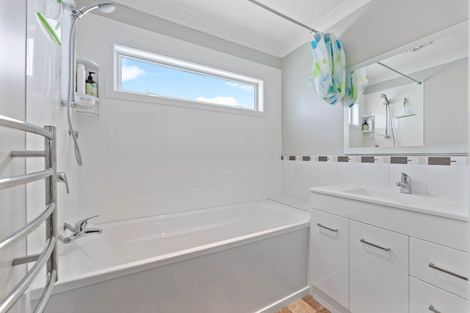 Photo of property in 5 Parekaawa Drive, Motuoapa, 3382