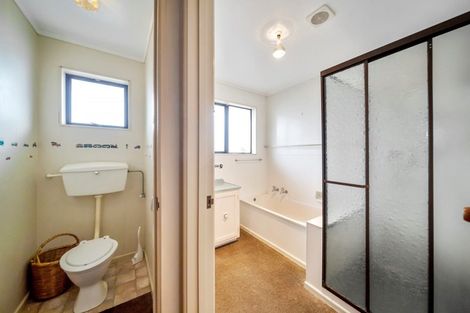 Photo of property in 1a Tuahu Place, Waitara, 4320