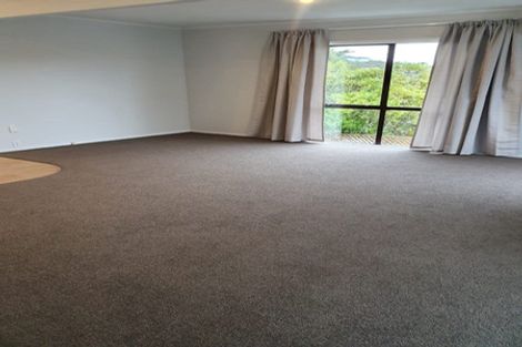 Photo of property in 113 Percy Dyett Drive, Karori, Wellington, 6012