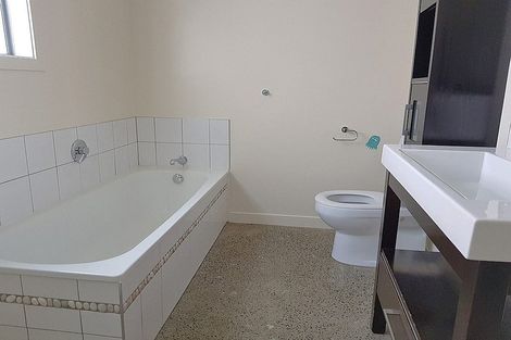 Photo of property in 156 Homebush Road, Khandallah, Wellington, 6035