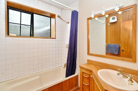 Photo of property in 101 Waratah Street, Avondale, Christchurch, 8061