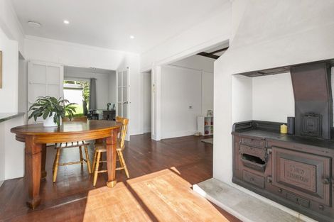 Photo of property in 110a Atkinson Road, Titirangi, Auckland, 0604