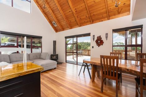 Photo of property in 84 Tudehope Road, Matarau, Kamo, 0185