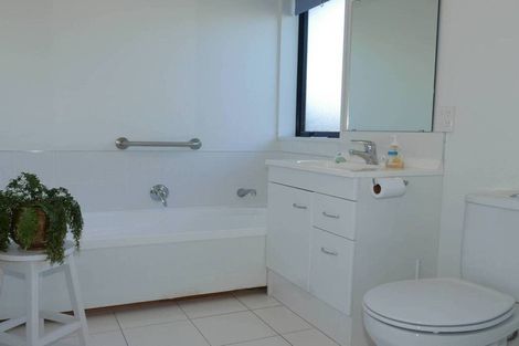 Photo of property in 3/16 Grassmere Street, Papanui, Christchurch, 8052