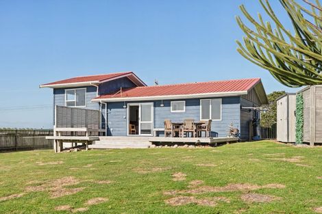 Photo of property in 499 Pukehina Parade, Pukehina, Te Puke, 3189