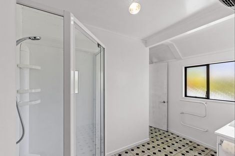 Photo of property in 14 Kawarau Place, Frankton, Queenstown, 9300